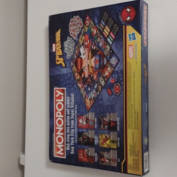 Monopoly marvel Spiderman edition board game new - Picture 5 of 10